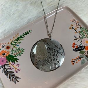 Floral Disk Necklace